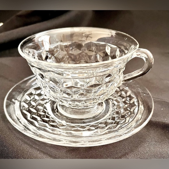 Fostoria American 2 Sets Elegant Clear Glass Teacups 2 Saucers Bridgerton T 4 2 - Picture 3 of 17